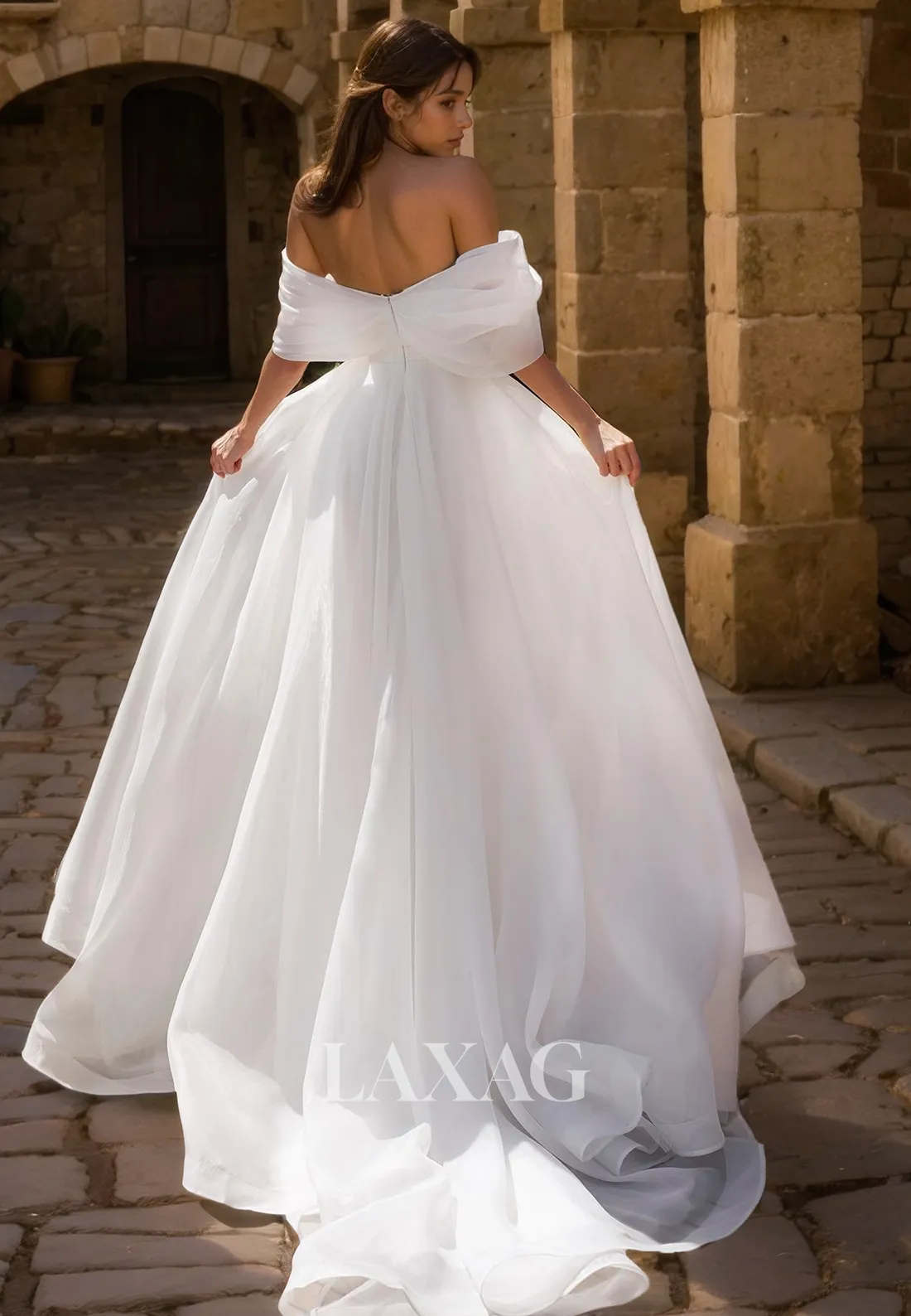 A-Line Off Shoulder Tulle Elegant Wedding Dress with Slit and Train