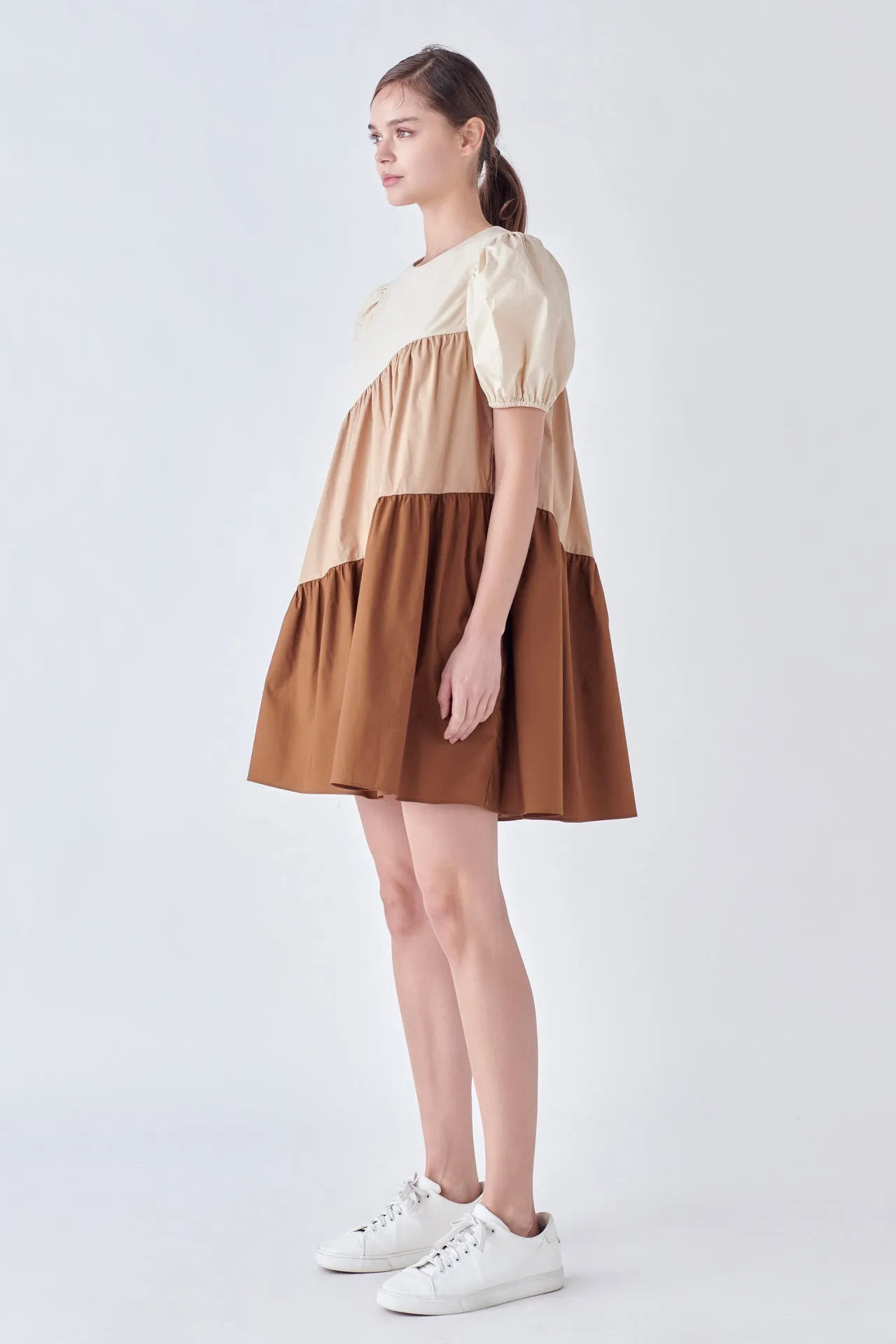 Asymmetrical Colorblock Puff Sleeve Dress