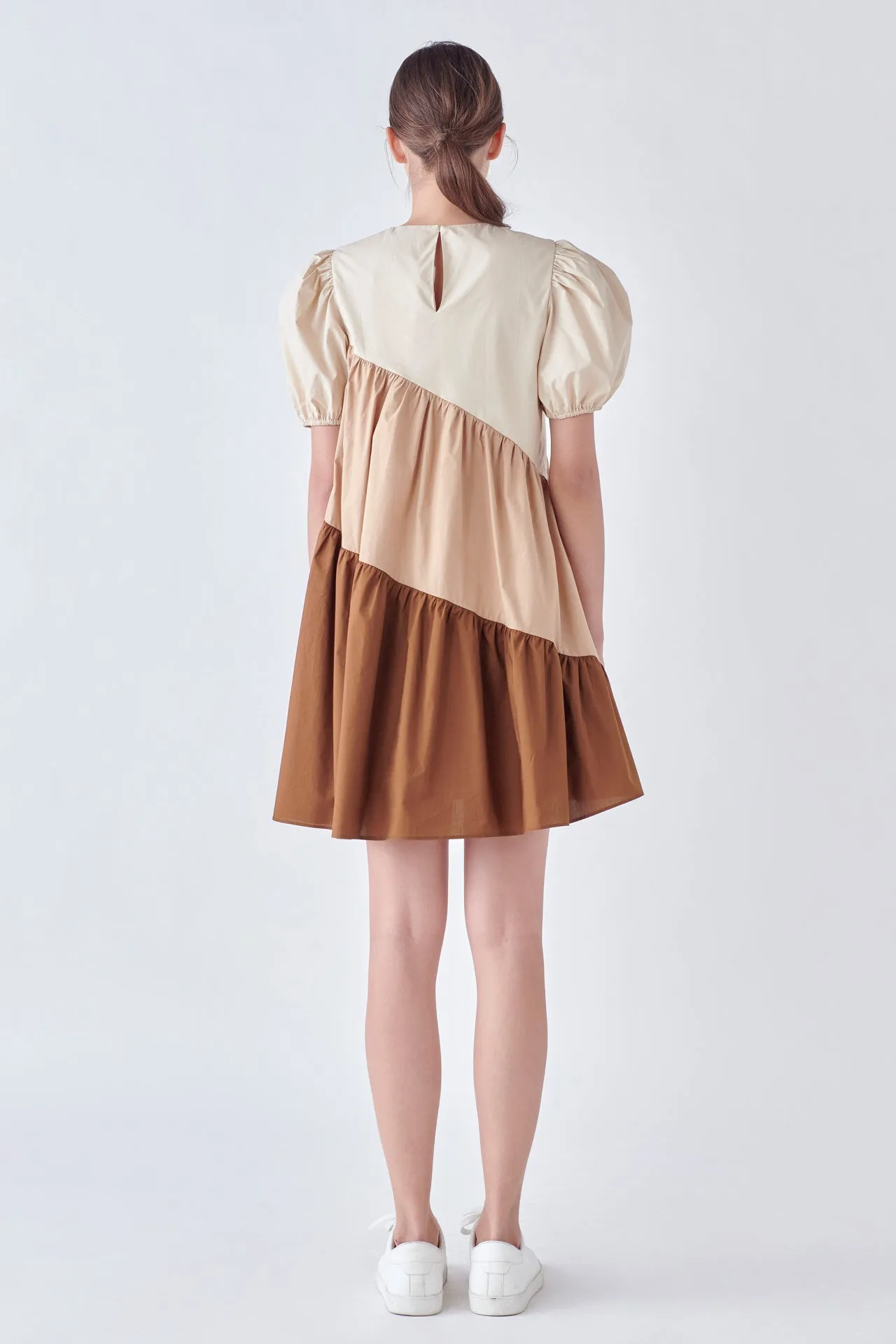 Asymmetrical Colorblock Puff Sleeve Dress