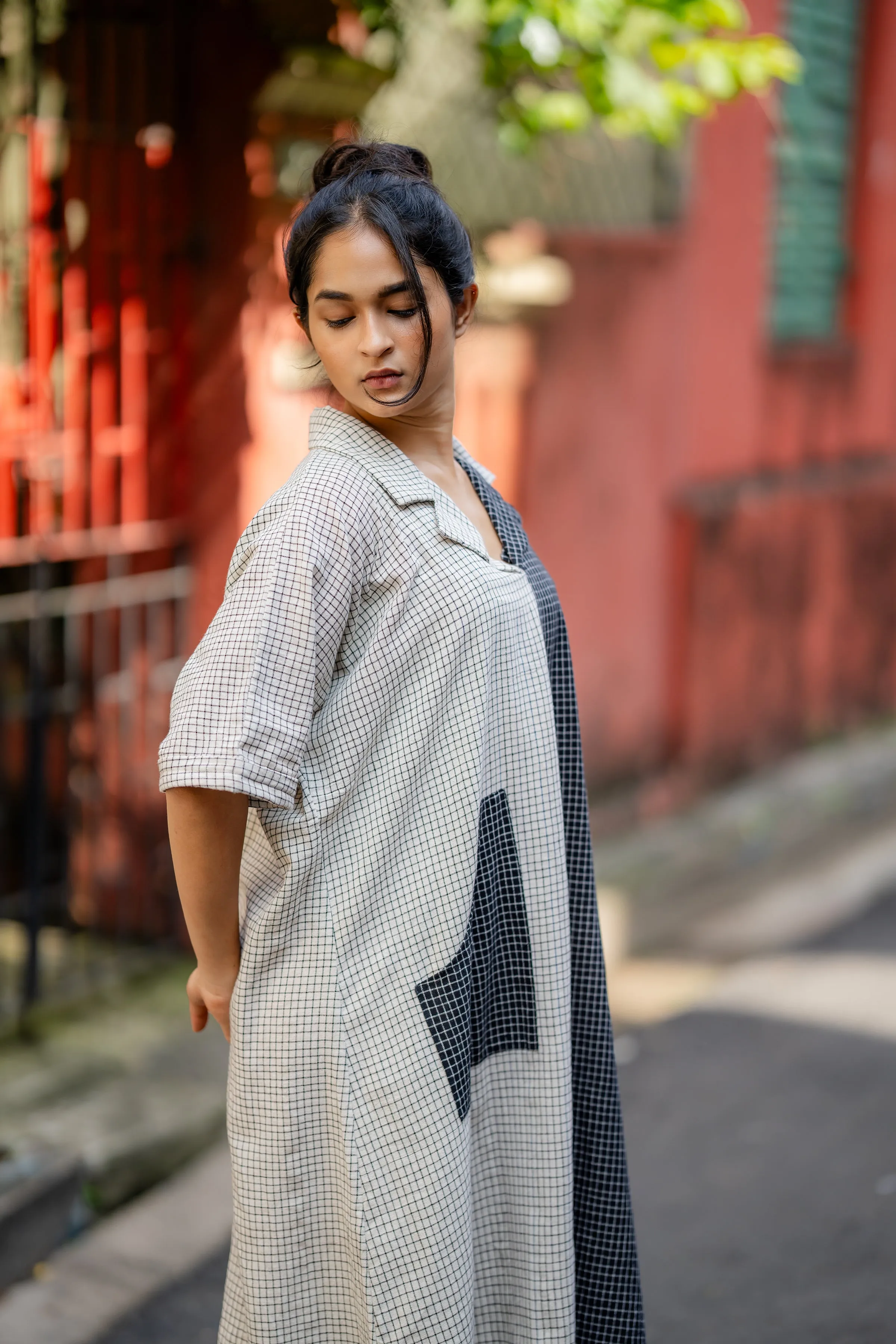 Black & White Checks Relaxed Fit Midi Dress