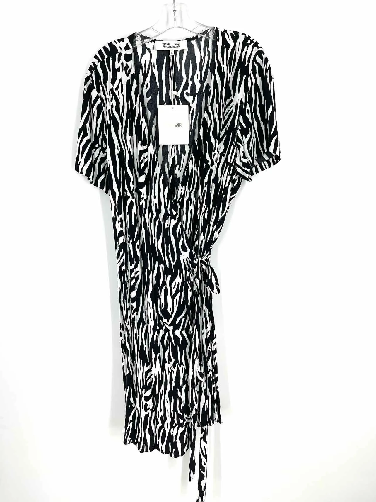 Diane Von Furstenberg Size XL Black/White Print Wrap NEW Designer Dress