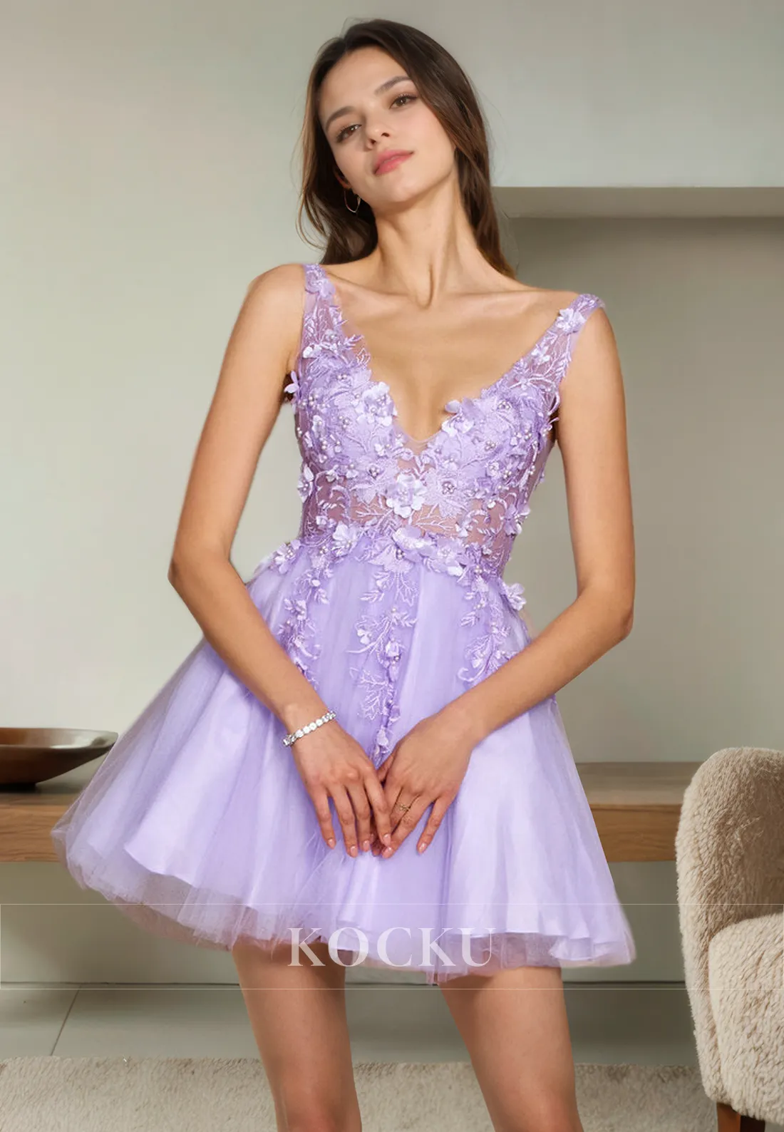 Gorgeous & Charming V-Neck Straps Appliques A-Line Party Homecoming Dress