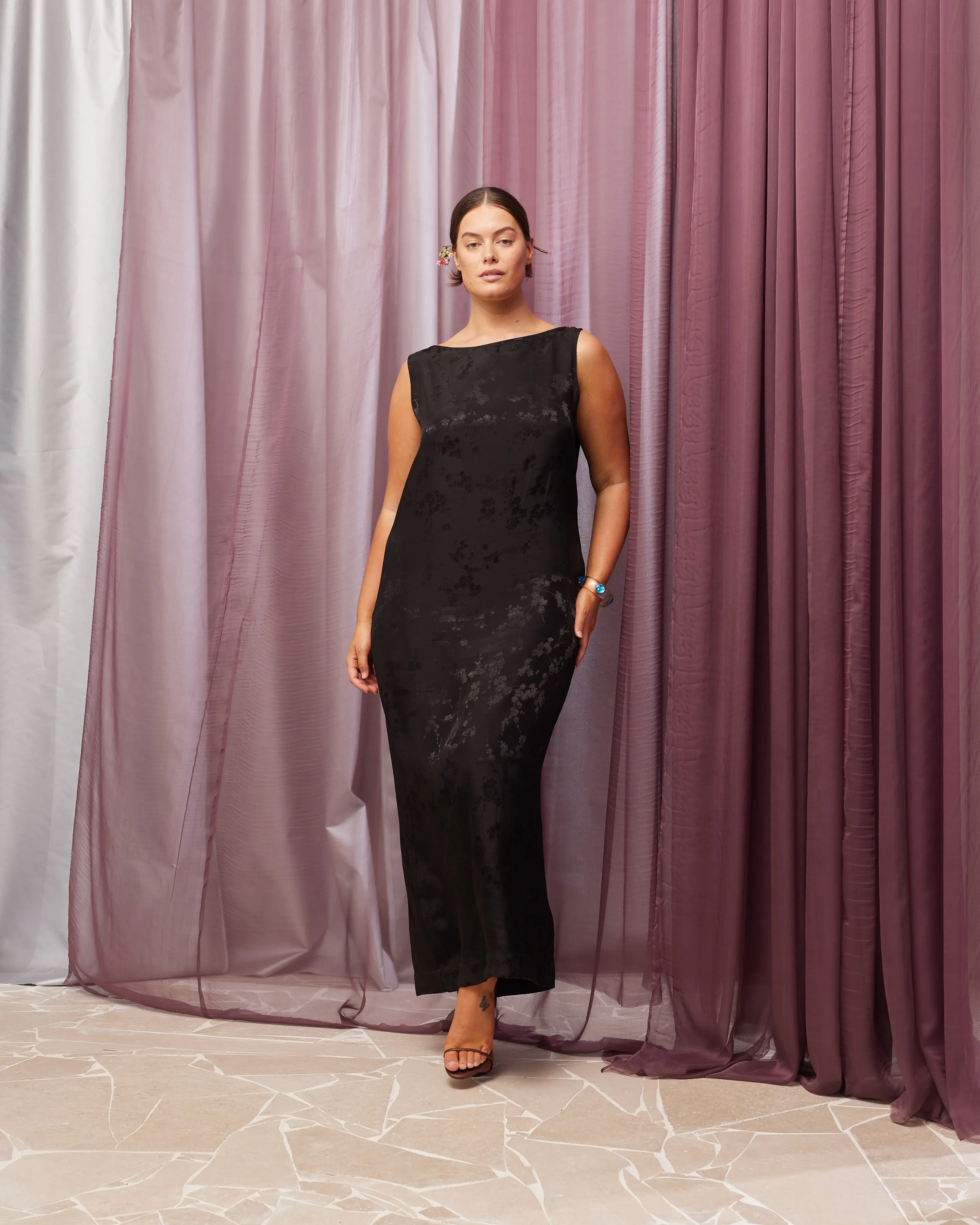 LIZ GOWN BLACK JACQUARD