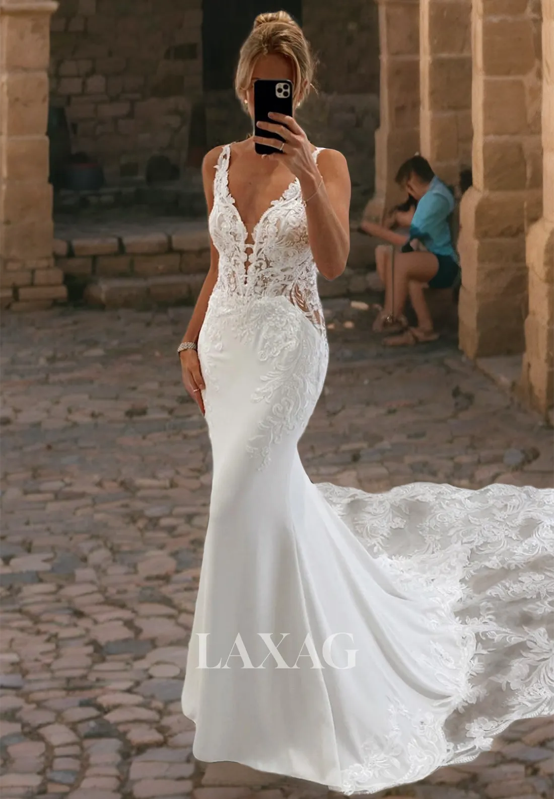 Princess Cathedral Train Sleeveless V-Neck Trumpet&Mermaid Applique Top Satin Wedding Dress